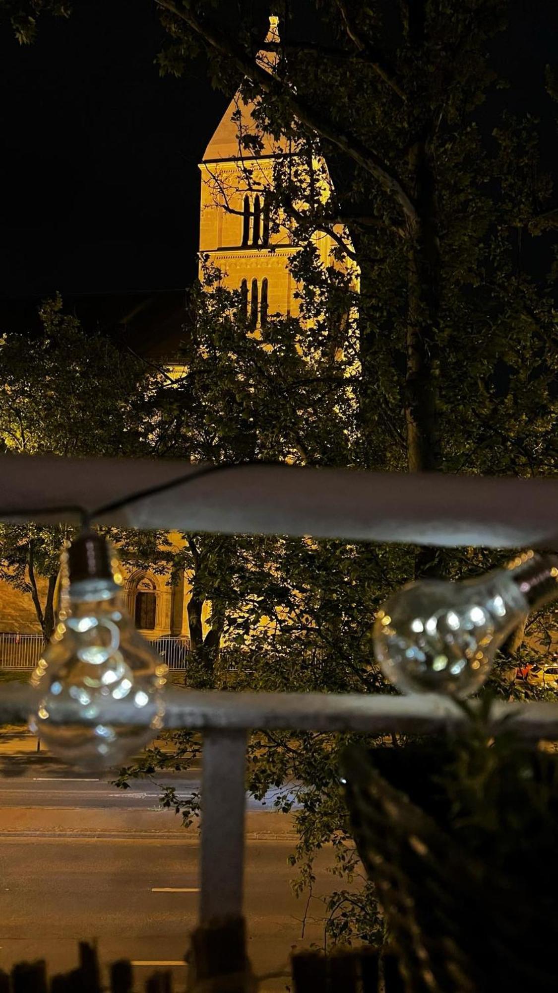 West Budapest Apartman エクステリア 写真