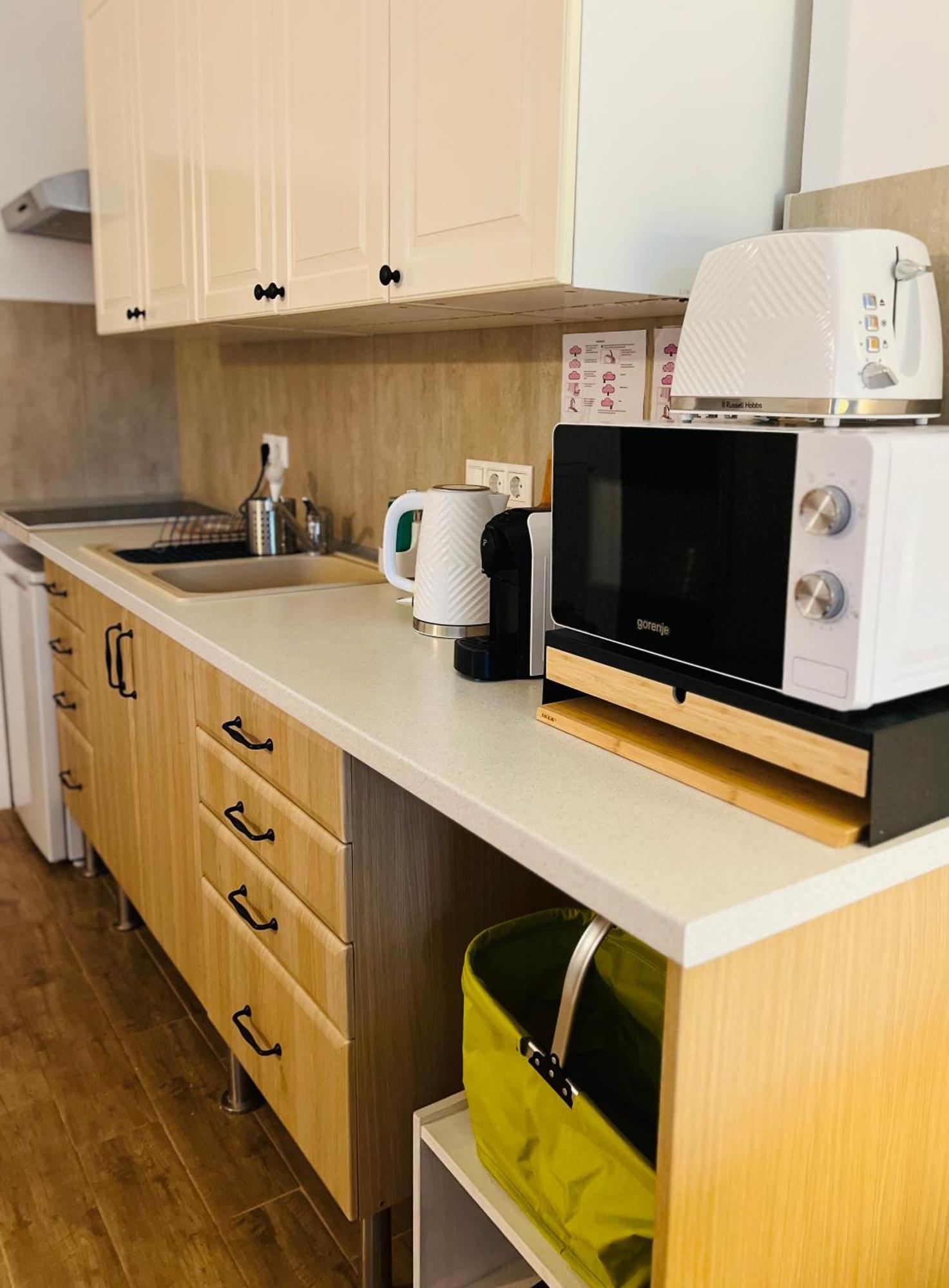 West Budapest Apartman エクステリア 写真
